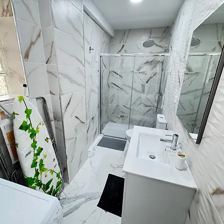 Apartment Cozy With Wi-fi